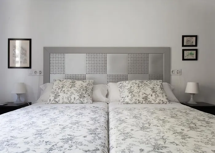 Diaber Larana Apartman *